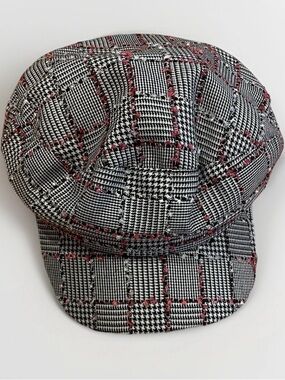 Y2K Juicy Couture Black & White Glen Plaid Newsboy Cap with Pink Stitching